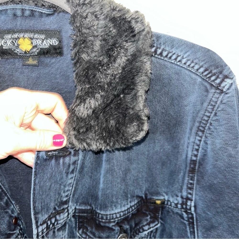 Lucky Brand Fur Collar Jean Jacket Large - Picture 5 of 6